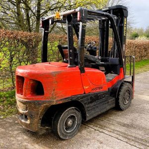 Counterbalance = HYSTER 4 Ton – Diesel